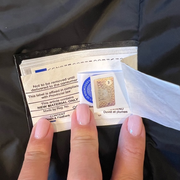 Canada Goose Shelburne Parka - Picture 3 of 7